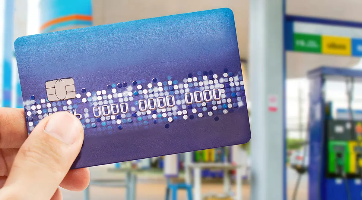 Cum îți plătești factura la apă în timp ce ești la cumpărături sau alimentezi în benzinării (Publicitate)