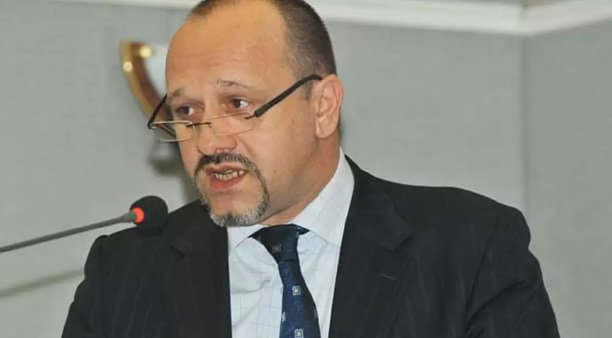 Șeful DSP Ploiești, după ce medicii suspecți de coronavirus au fost uitați în camere neîncălzite și fără mâncare: ”Vă cer scuze, frații mei de suferință”