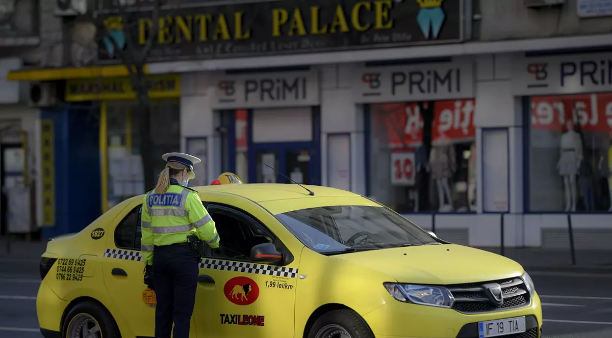 Atenție, șoferi! Restricții de circulație în București, în acest weekend. Ce rute ocolitoare recomandă Poliția