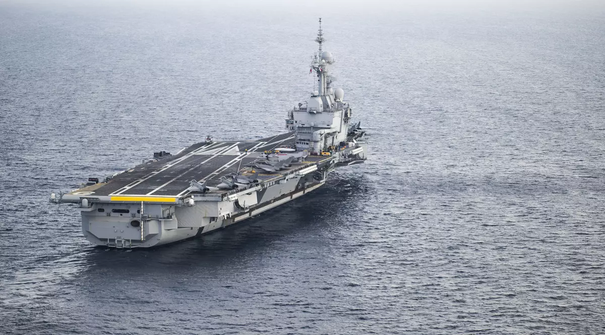 Portavion Charles de Gaulle Franța