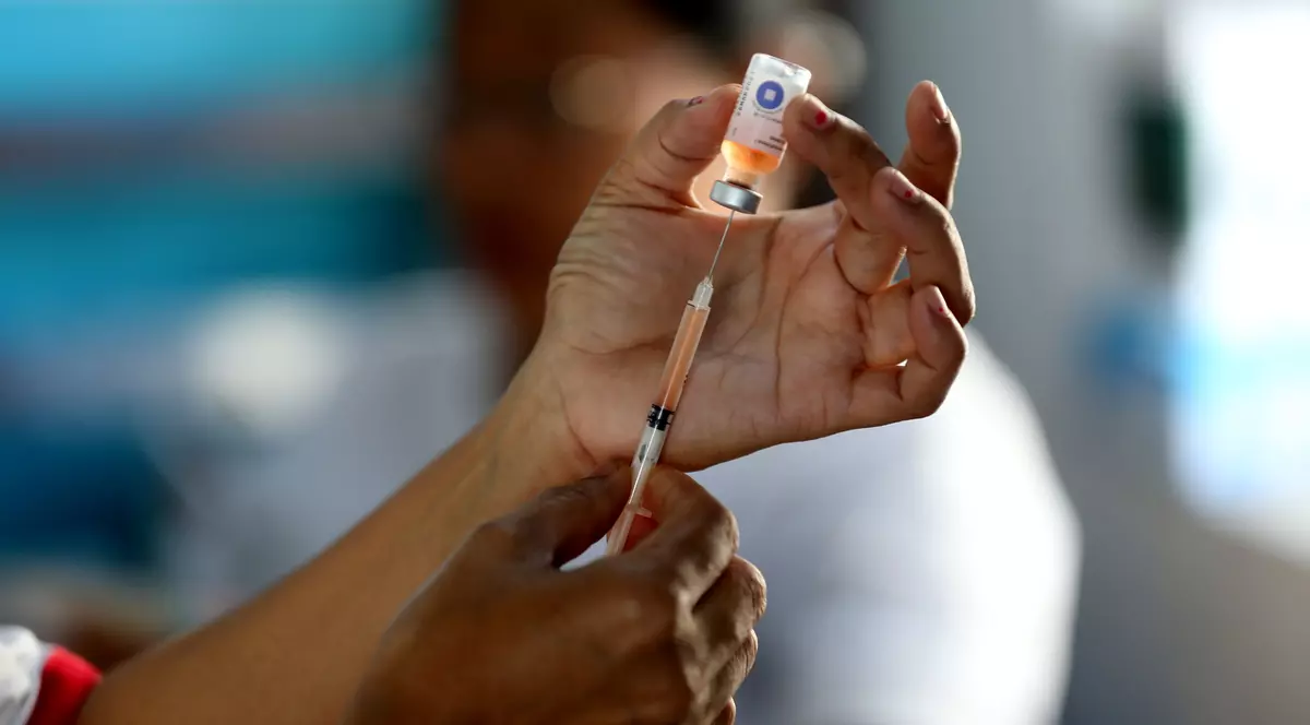 Rusia susține că va începe în octombrie campania de vaccinare împotriva coronavirusului