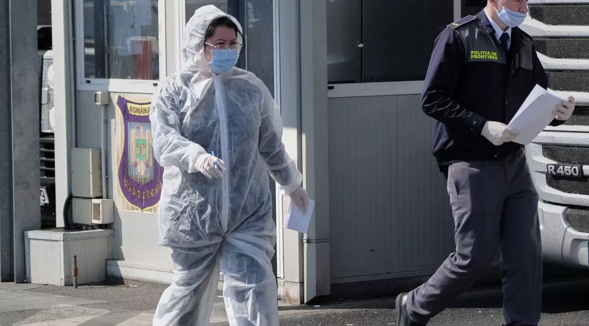 Campanie de informare la punctele de frontieră pentru românii care ies din țară