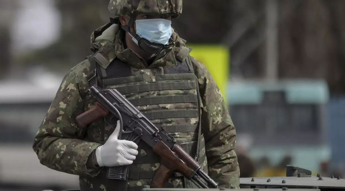 Medicii de la Suceava, deja în conflict cu Armata. Soluția militarizării spitalelor, eșecul democrației noastre