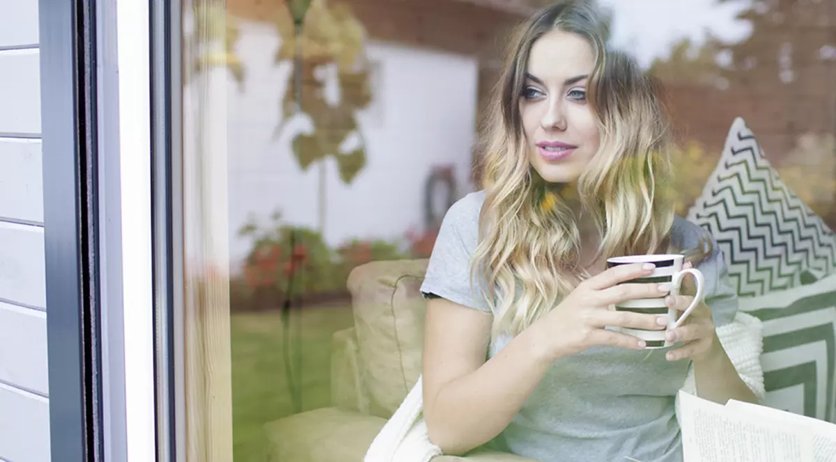 Opt cărți care te ajută să evadezi din realitate. Lectură ca să uiți de izolare