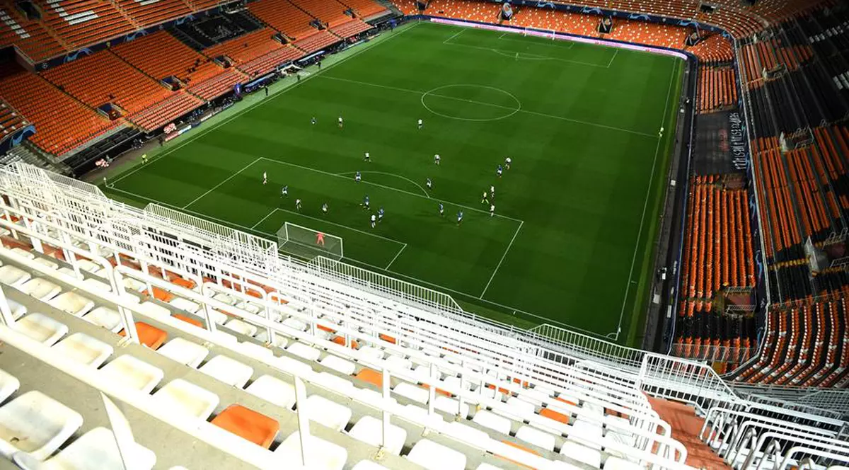 Oficialii clubului Valencia se gândesc la fani. Surpriza pe care le-au făcut-o suporterilor trecuți de 75 de ani