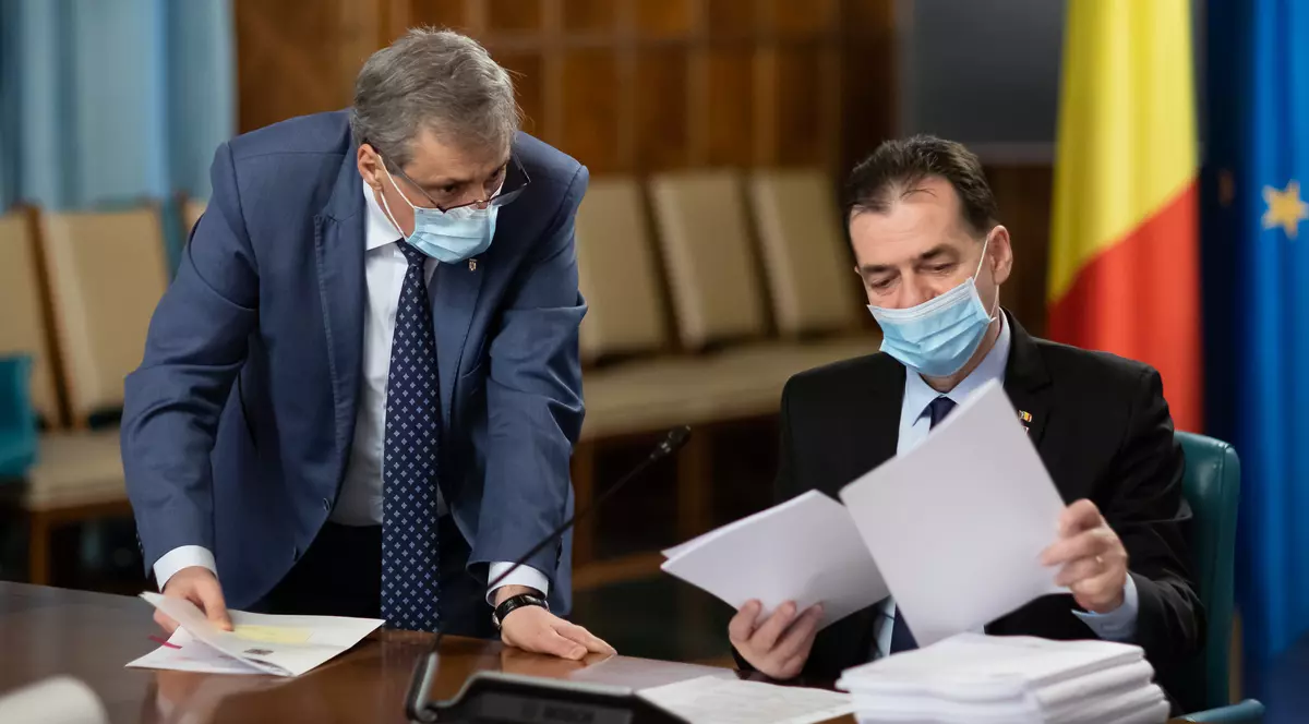 VIDEO | Guvernul a adoptat măsurile de relaxare care intră în vigoare la 1 iunie: Liber la terase, pe plajă şi la spectacole în aer liber