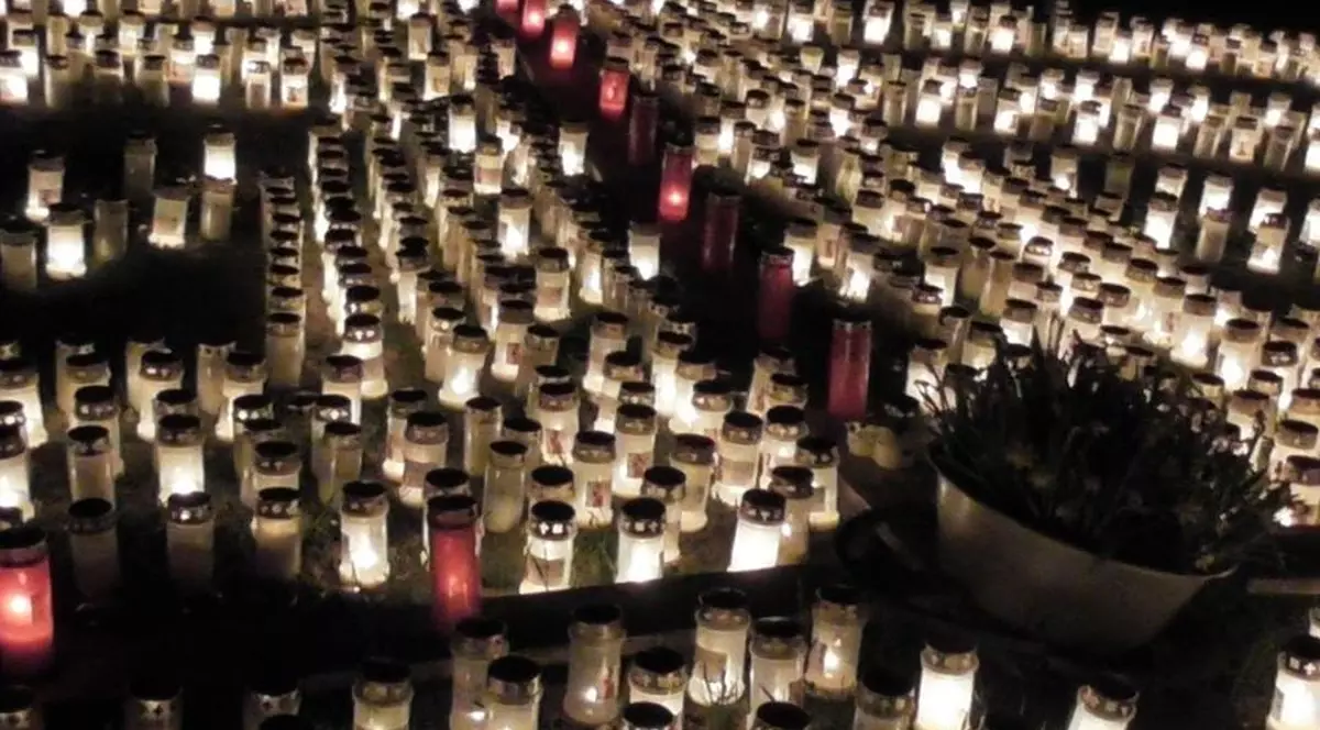 Aprinde câte o lumânare pentru fiecare german mort de coronavirus. Gertrud Schop: “Mă opresc când se va descoperi un vaccin”