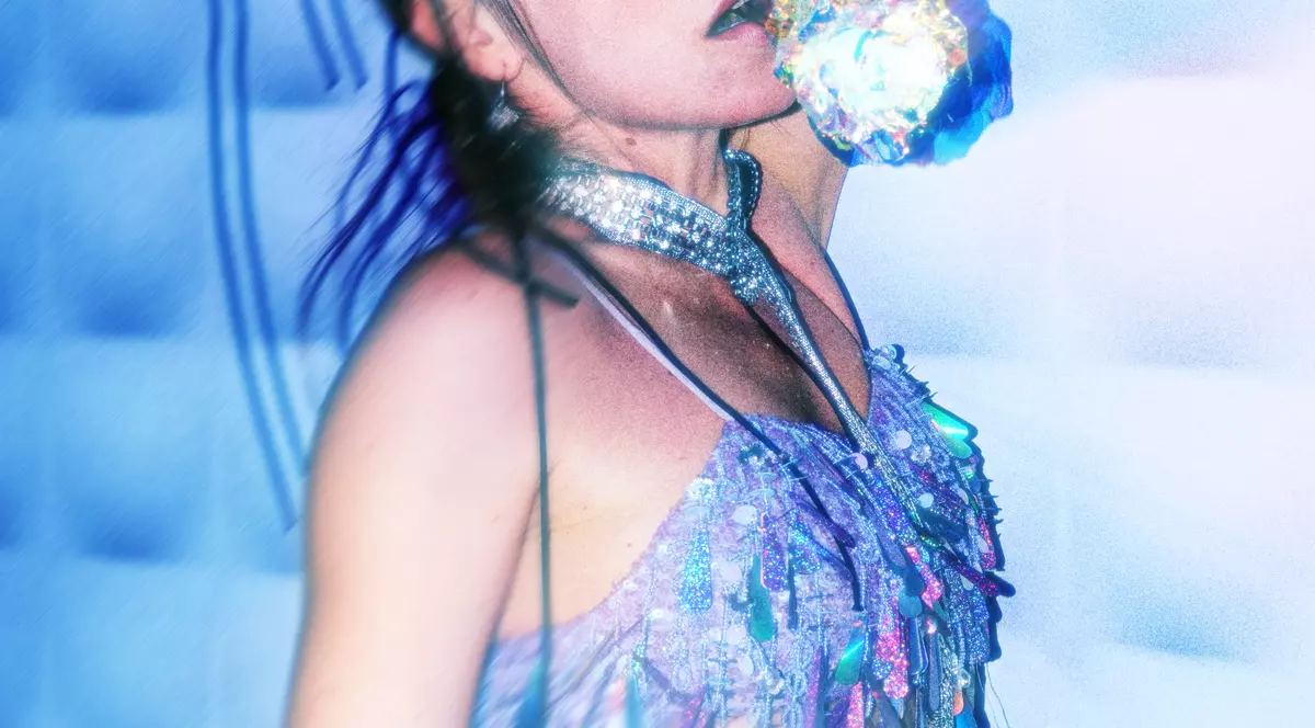 Corina Bud revine în muzică ca artist independent. Și-a făcut propria Casă de discuri