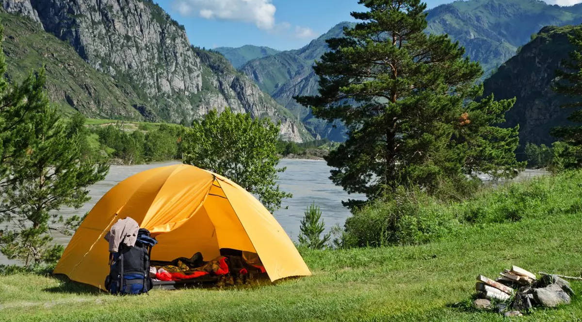 Camping cu cortul - lucruri necesare