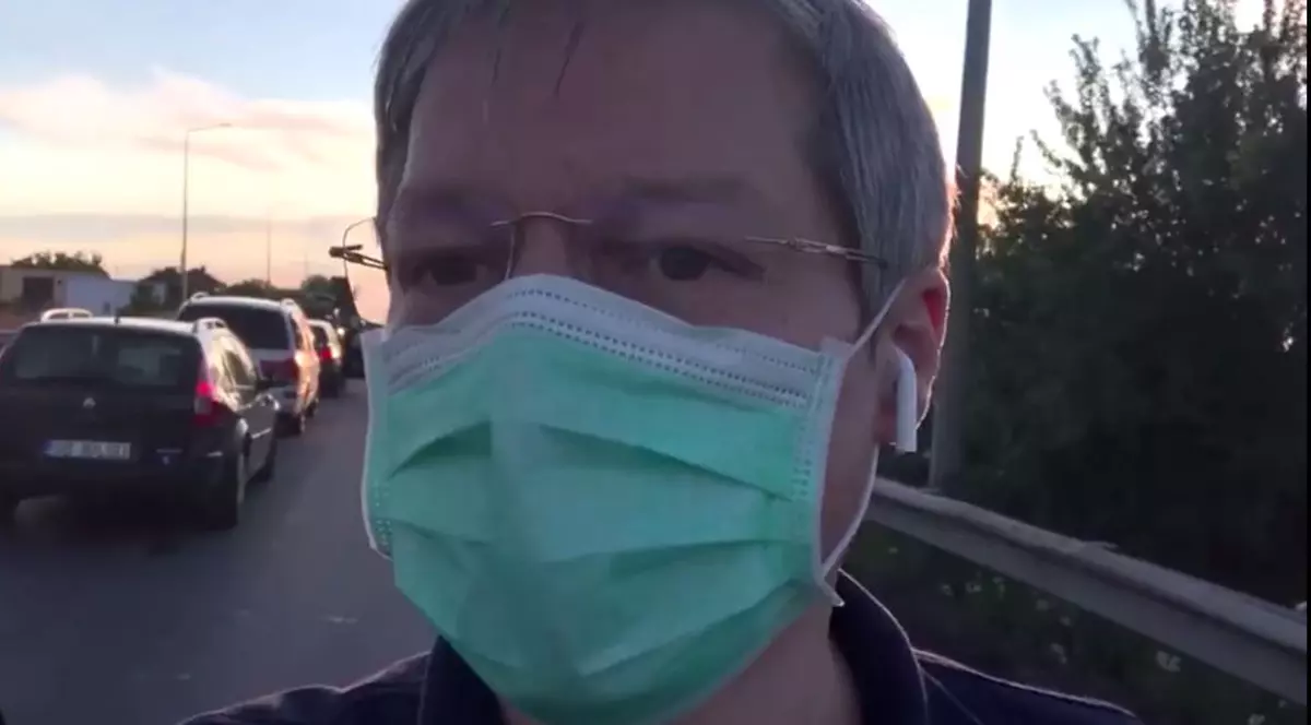 Dacian Cioloş a plecat la Bruxelles, cu maşina, în plină pandemie: "O Europă  paralizată de un virus. O autostradă pustie, o călătorie cu un sentiment  ciudat"