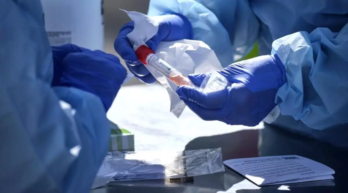 Aproximativ 50 de angajați din Sri Lanka ai unei firme de confecții din Focșani, infectați cu COVID-19