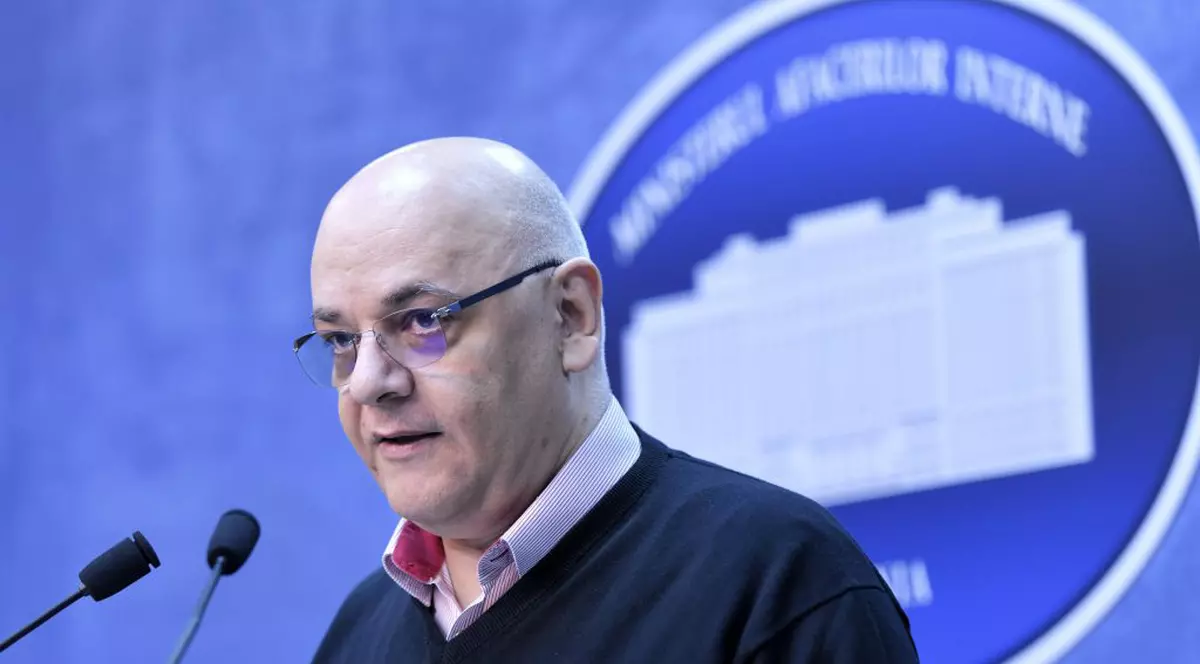 VIDEO Un fake news girat de Raed Arafat, via Mihai Gâdea. Numărul de cazuri din Japonia nu a crescut cu 1.000% post-izolare, cum greșit informează șeful DSU și Antena 3