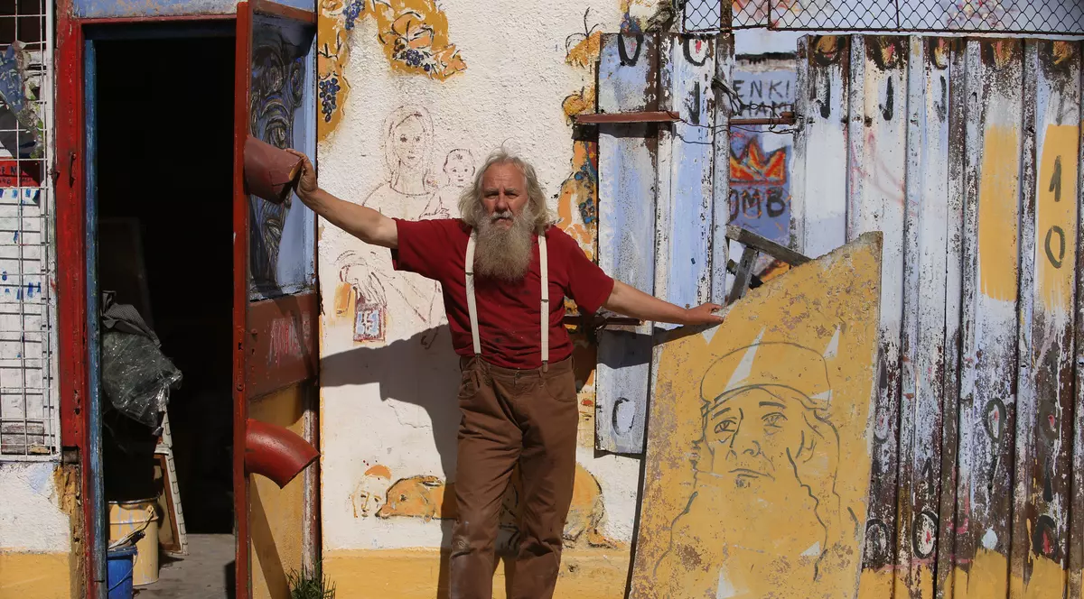 Murivale, viață de pictor în pandemie: “M-a durut carantina asta. A trebuit să fac poze pe furate, când au înverzit pomii, ca să nu mă vadă vreun polițist”