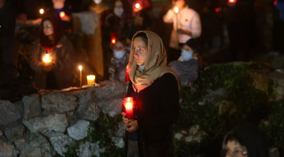 Românii vor putea merge la slujba de Înviere. Patriarhia Română: „Se va desfășura normal, cu respectarea riguroasă a tuturor măsurilor sanitare”