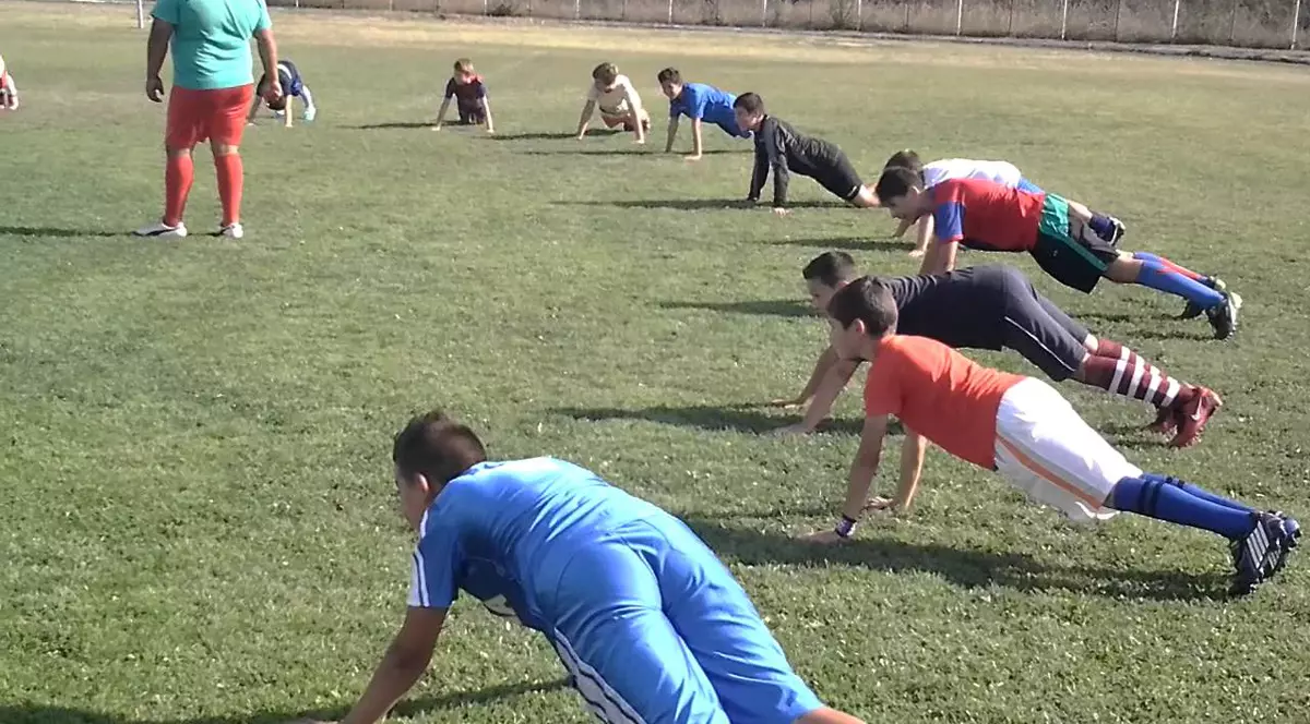 Ministrul tineretului și sportului: Copiii pot reîncepe pregătirea fizică în regim de 3