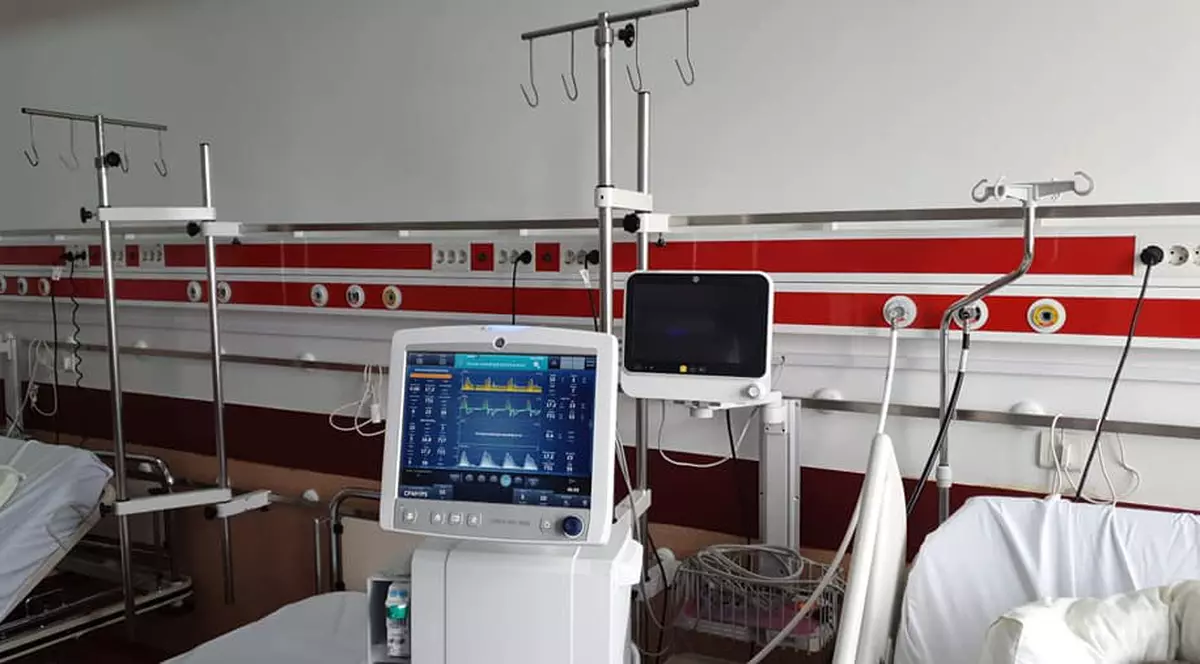 Cel mai mare spital din Bărăgan caută medici pe Facebook. "Cazare în bloc nou, program flexibil, sporuri, dar şi alte avantaje"