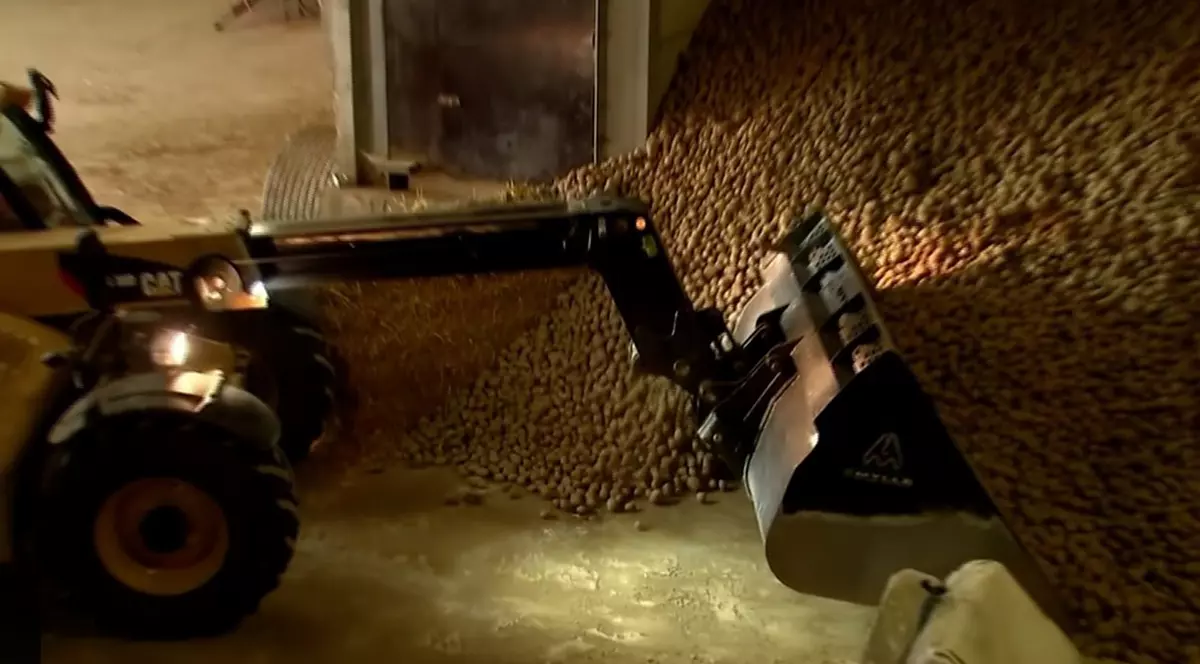 Stocuri de alimente record în Europa, după ce noul coronavirus a închis restaurantele