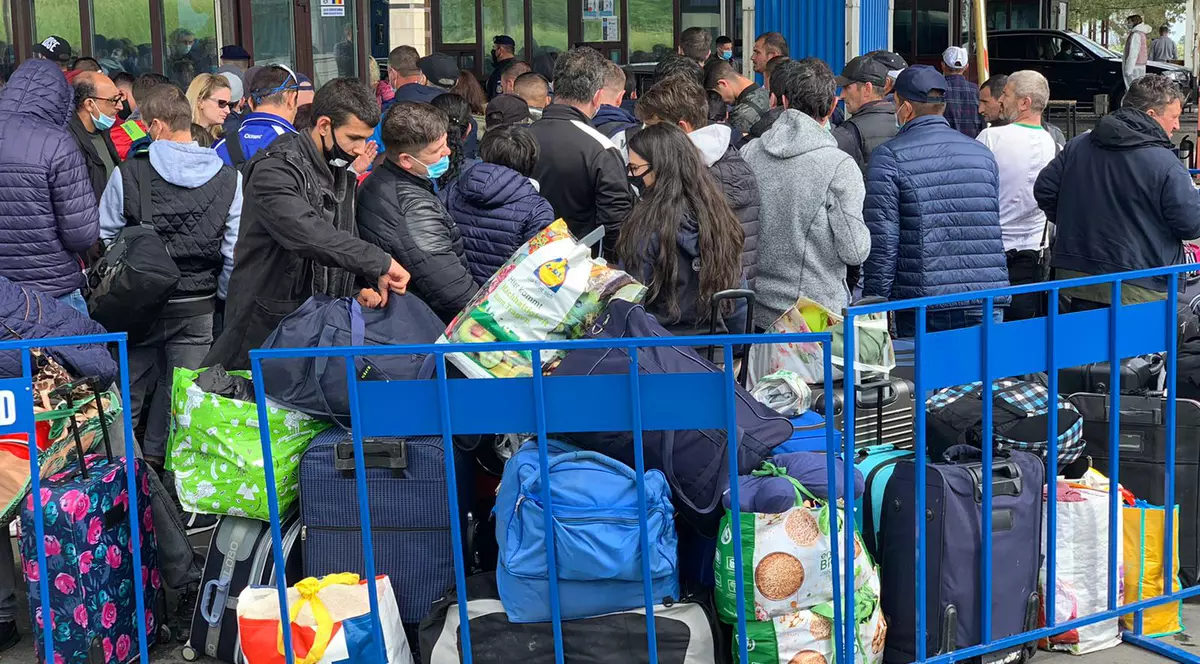 Șeful DSP Arad, despre haosul de la Vama Nădlac: ”Este incredibil în ce condiţii vin acasă aceşti oameni”