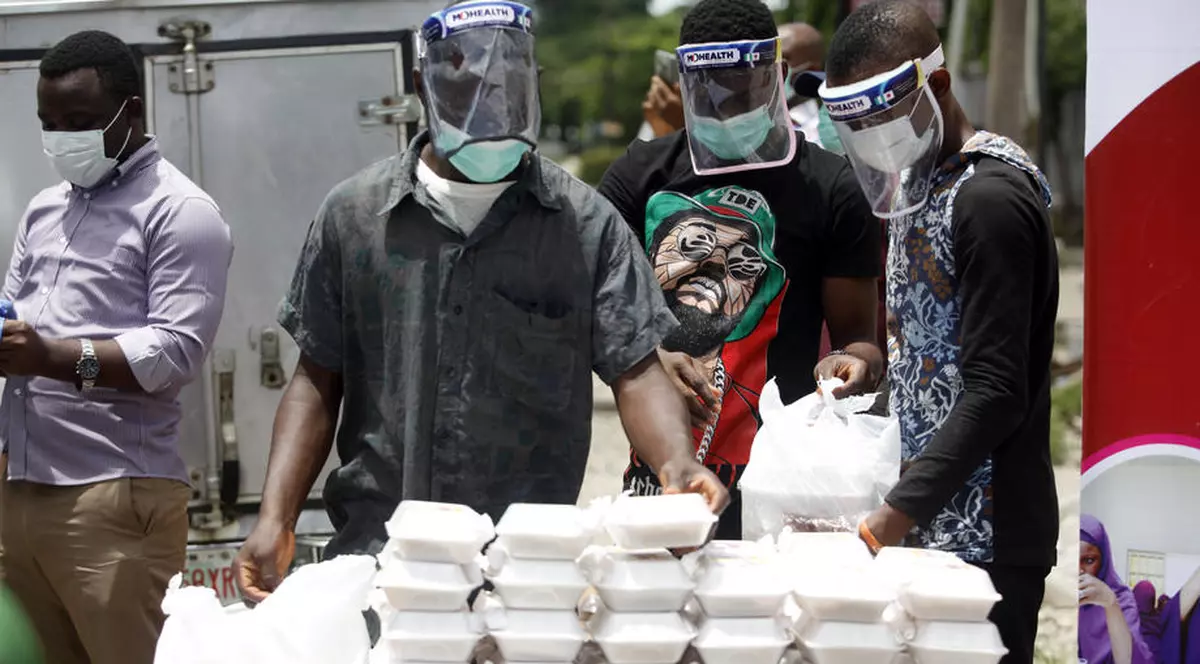 O țară cu 200 de milioane de locuitori nu mai are bani pentru a importa mâncare