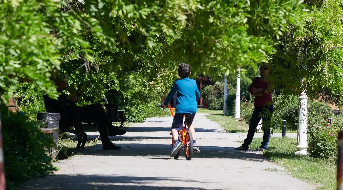 Parcuri deschise în sectorul 2 FOTO: Raed Krishan / GSP