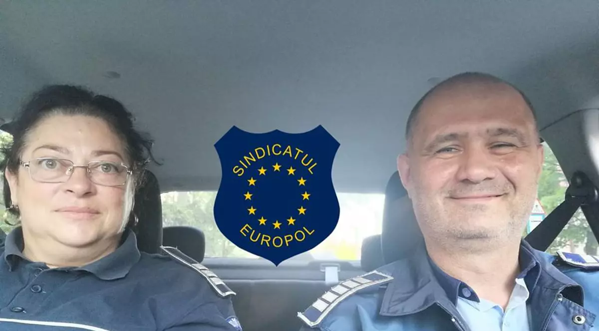 O femeie care se pregătea să se arunce de la etajul 4 a fost salvată de doi polițiști