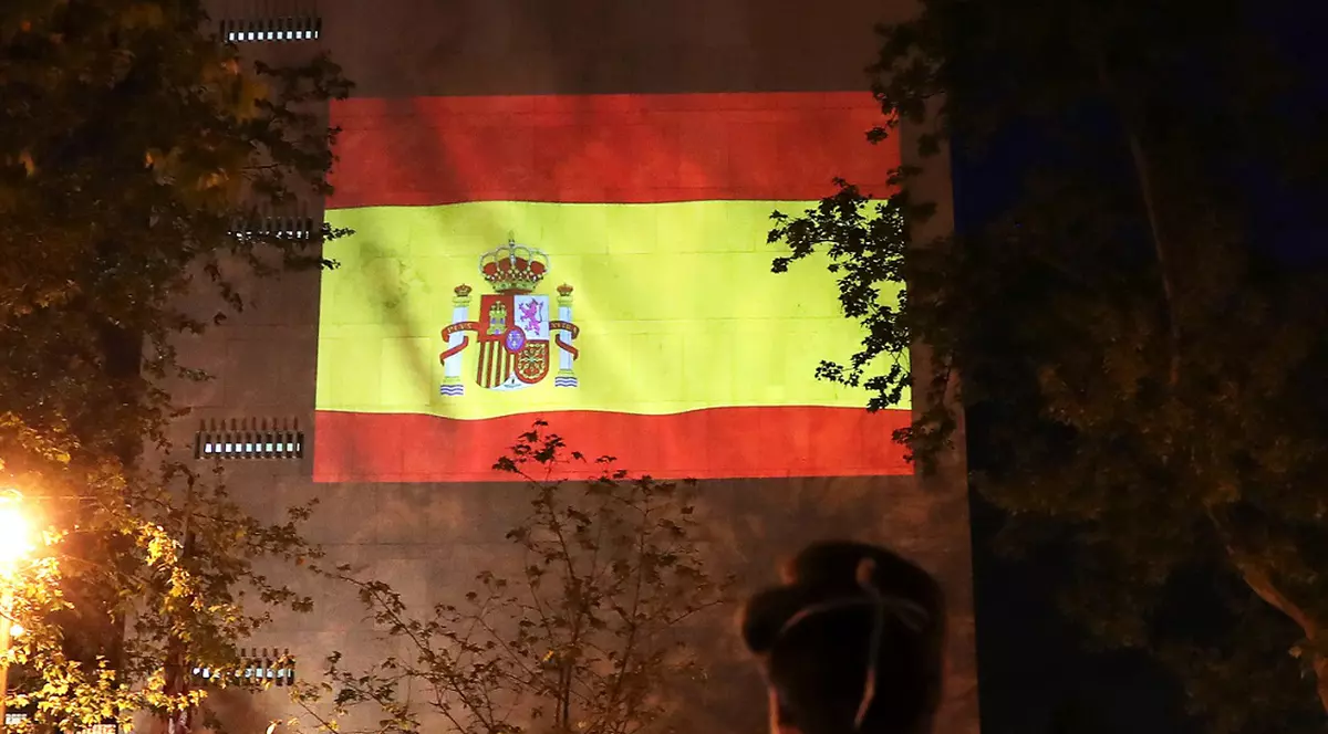 Guvernul spaniol a decretat zece zile de doliu naţional în memoria persoanelor ucise de COVID-19