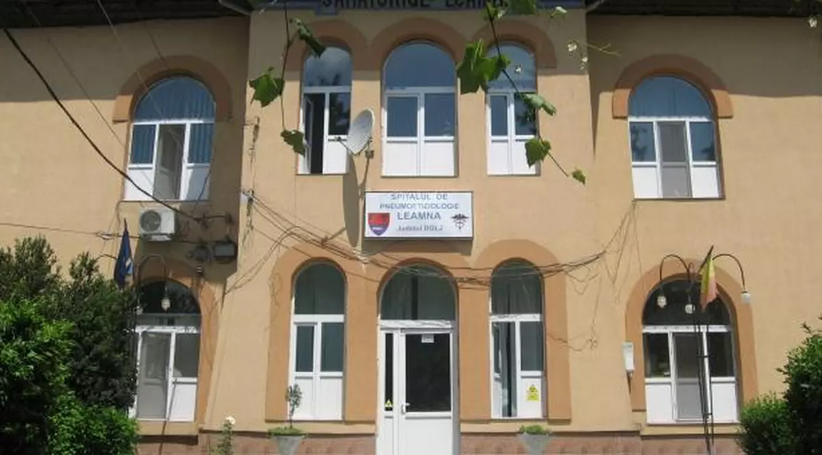 27 cadre medicale de la Spitalul din Leamna, în izolare după ce au intrat în contact cu o pacientă cu coronavirus
