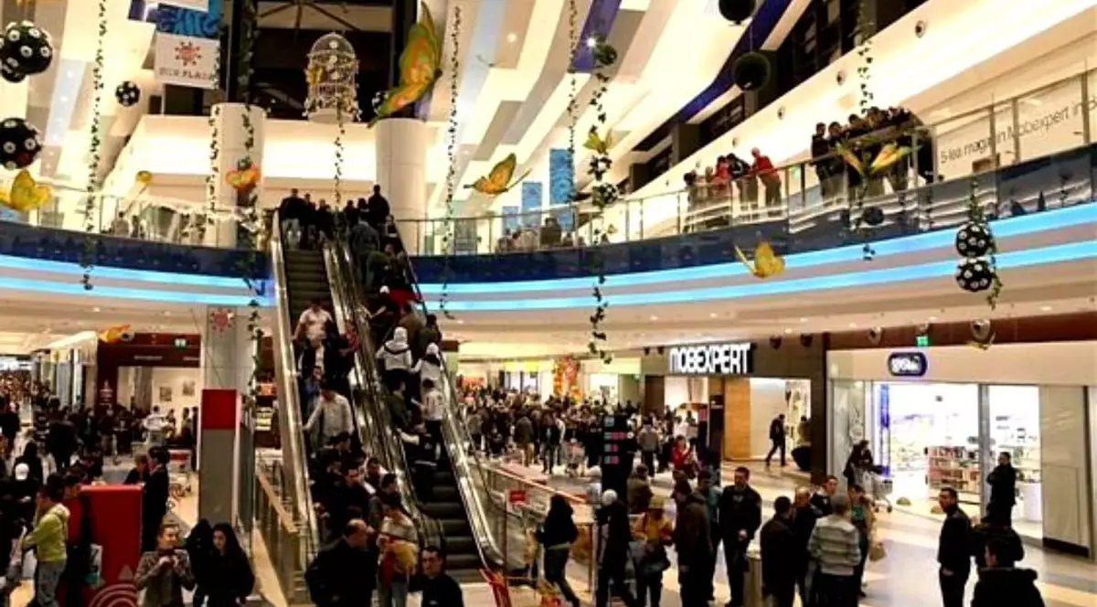 Sun Plaza Shopping Center București