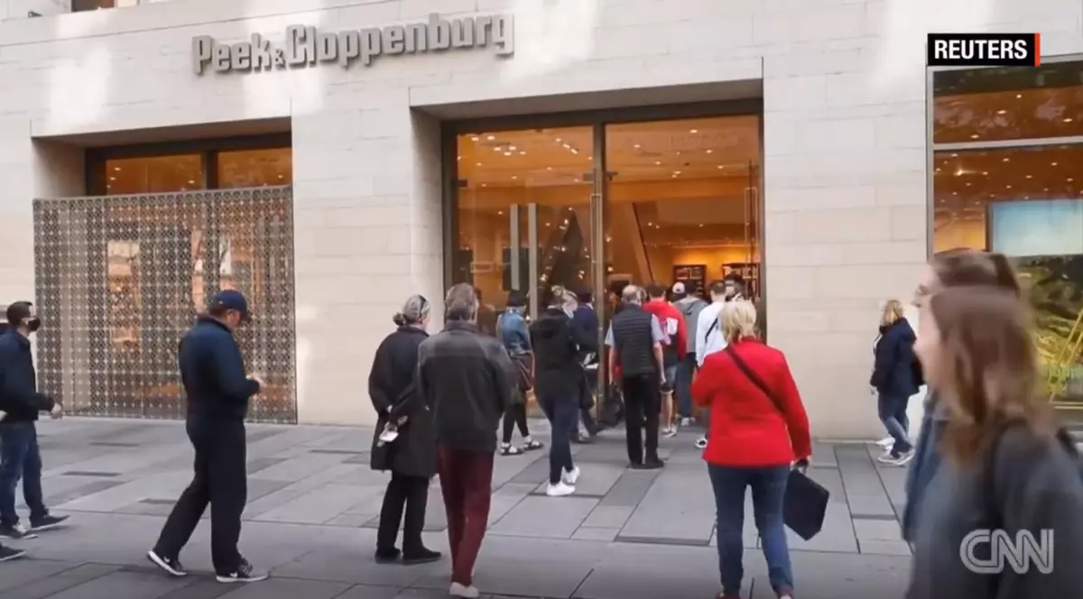 Terapie prin shopping. Cum au reacţionat vienezii la redeschiderea magazinelor