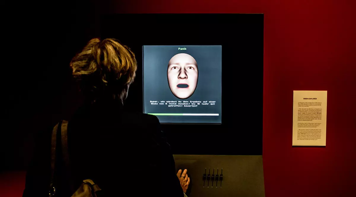 Poliția Română va avea un sistem de recunoaștere facială. Camerele de supraveghere și Facebook, principalii furnizori de date