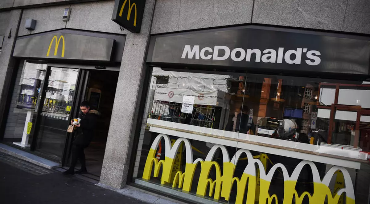Clienții au împușcat doi angajați McDonald's din Oklahoma, supărați că au fost obligați să plece din cauza restricțiilor impuse de coronavirus