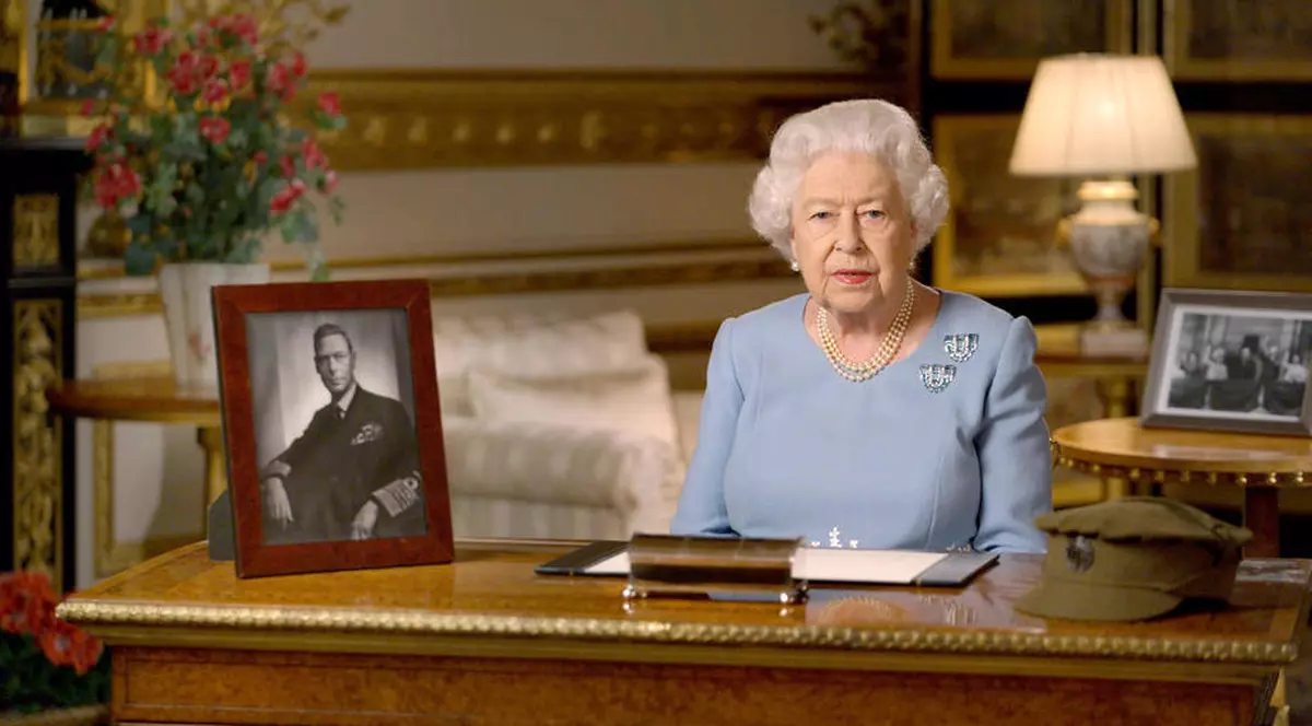 Regina Elisabeta a II-a, discurs plin de semnificații, de Ziua Victoriei: “Nu renunțați niciodată, nu disperați niciodată”