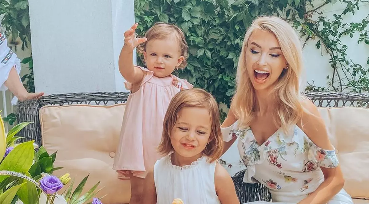 Andreea Bălan vrea să își protejeze copiii după divorțul de George Burcea. „Nu doresc ca fetele mele să cunoască vreo iubită cel puțin 3-4 ani”