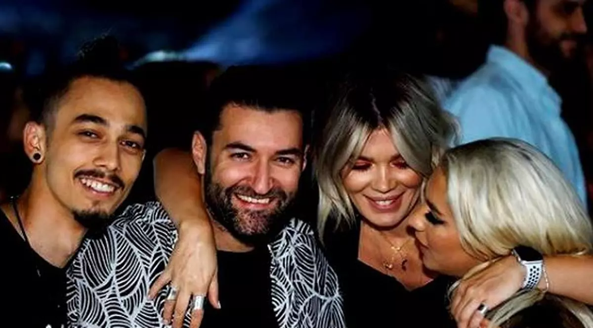 Gina Pistol și Smiley sunt pregătiți pentru pasul următor, după 3 ani de relație. Cum arată inelul de logodnă purtat de prezentatoarea tv