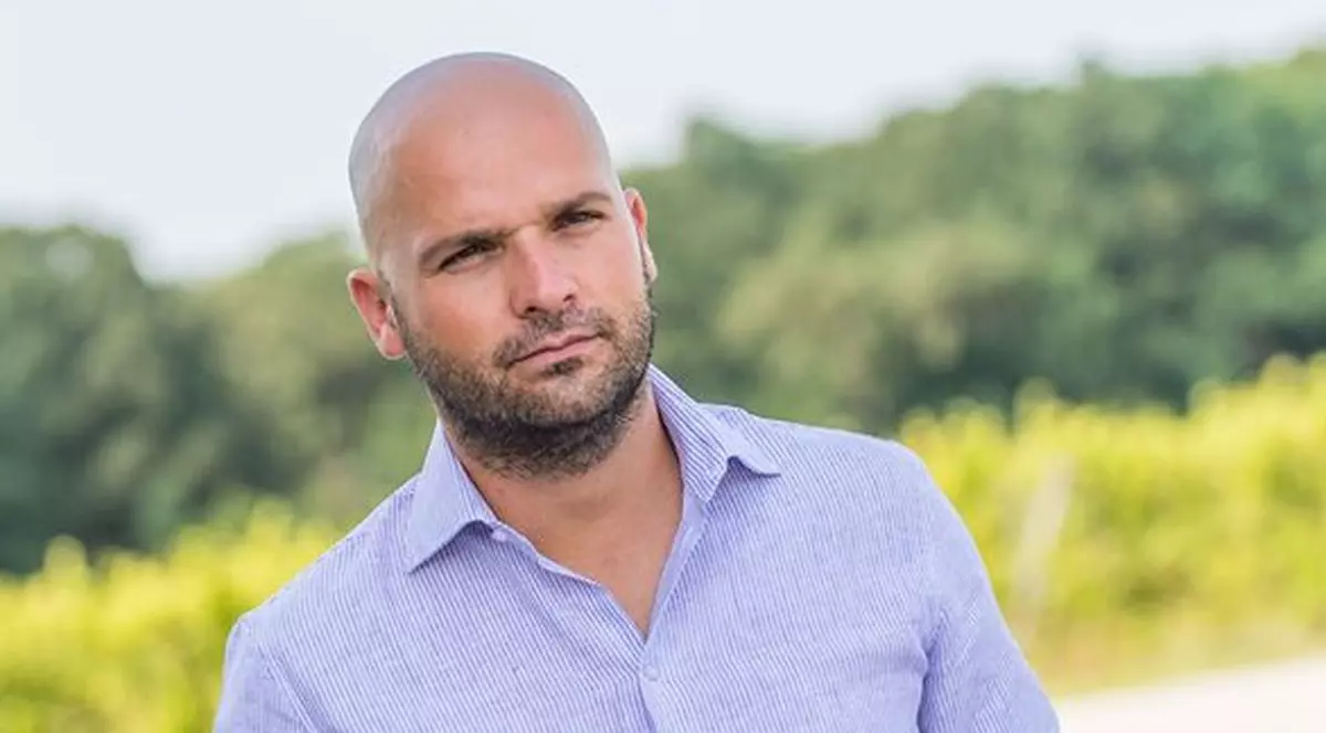 Andrei Ștefănescu, noi declarații de pe patul de spital, după ce a fost infectat cu COVID. Cum îi răspunde Oliviei Steer, care l-a acuzat că “joacă un rol”