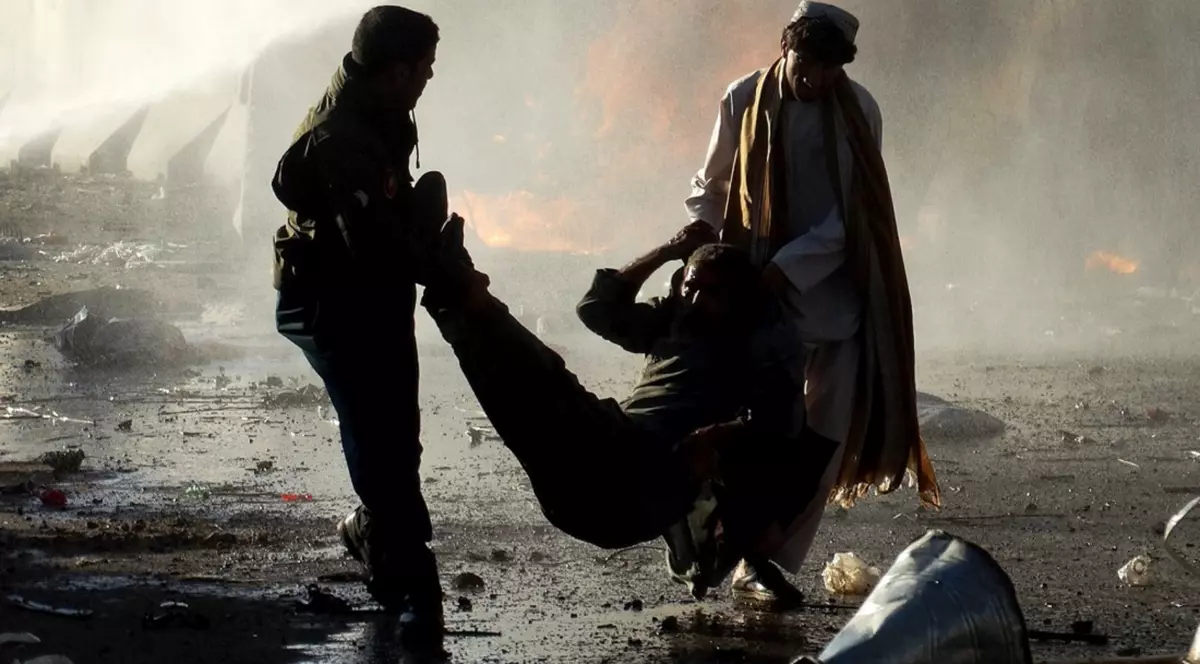 Zeci de morți și de răniți în Afganistan, după un atac asupra unei piețe de animale