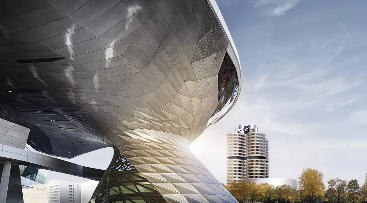 BMW şi Mercedes-Benz opresc temporar cooperarea de dezvoltare în domeniul condusului autonom