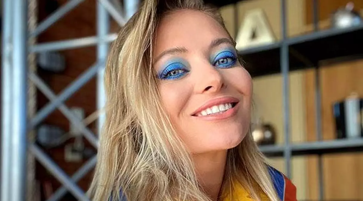 Cine sunt câștigătorii ELLE NEW MEDIA AWARDS 2020. S-au desemnat cele mai influente personalități din social media