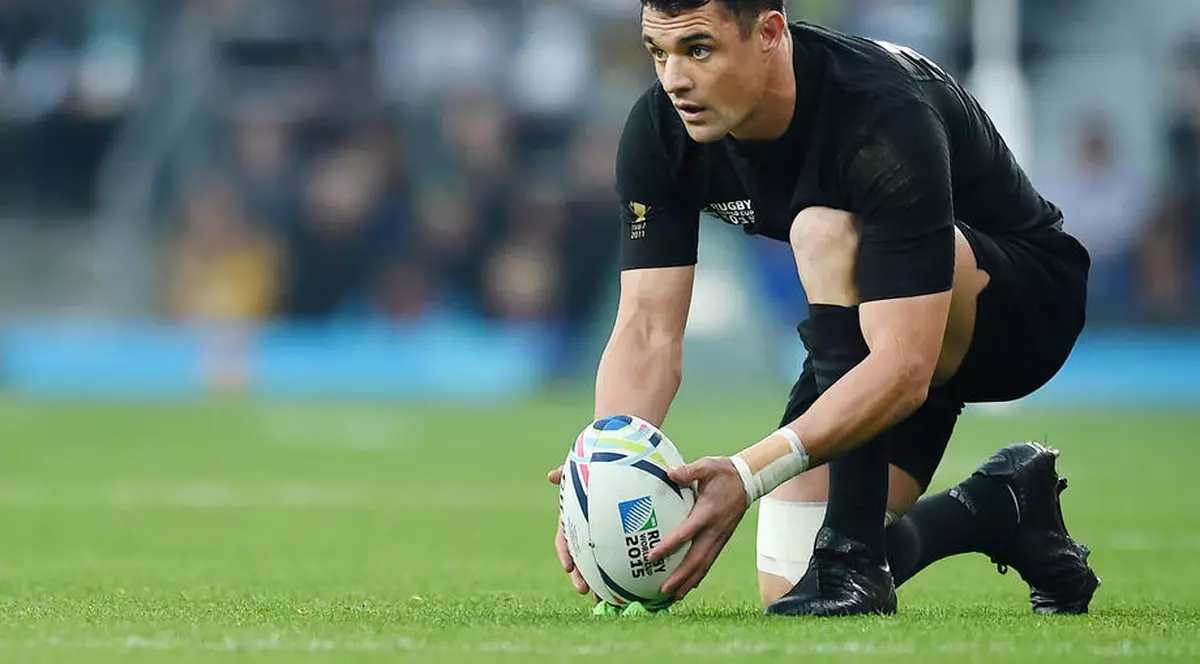 Relaxare totală în Noua Zeelandă. Circa 35.000 de spectatori aşteptaţi la revenirea rugbystului Dan Carter FOTO: EPA