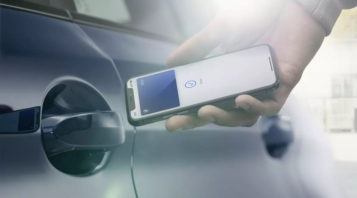 Dacă ai un iPhone poți să renunți la cheia pentru maşină