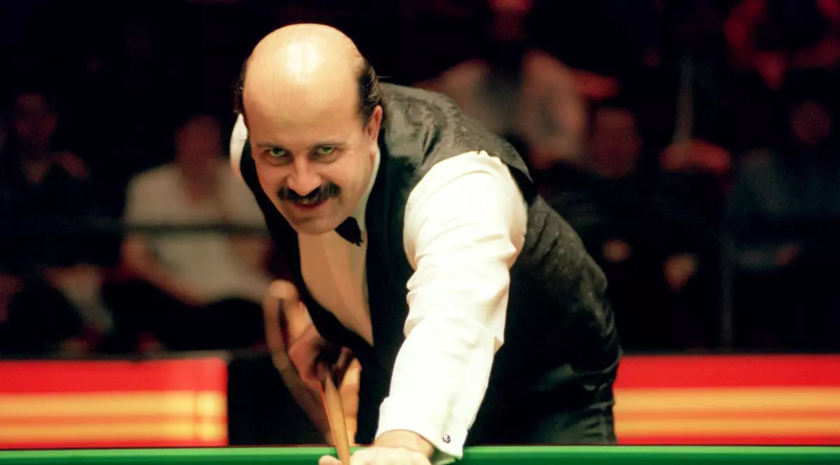 A murit Willie Thorne, unul dintre cei mai mari jucători de snooker din istorie. Era supranumit Mister Maximum