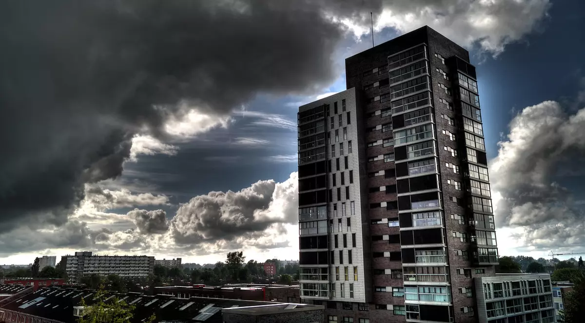 Meteo 23 iunie. Continuă furtunile dar vremea se menține caldă