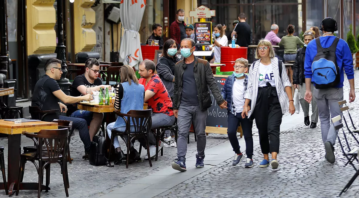 Şedinţa în care se discută redeschiderea restaurantelor și a teatrelor are loc astăzi. Întâlnirea a fost amânată ieri