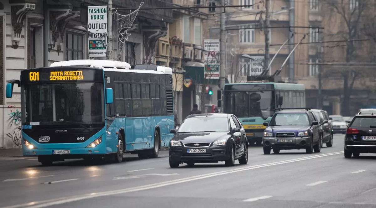 Autobuzele vor circula în București pe liniile de tramvai, anunță Gabriela Firea