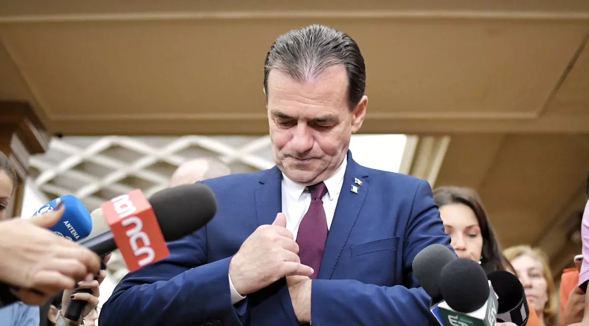 Guvernul este obligat să dubleze alocaţiile, a decis Curtea Constituțională