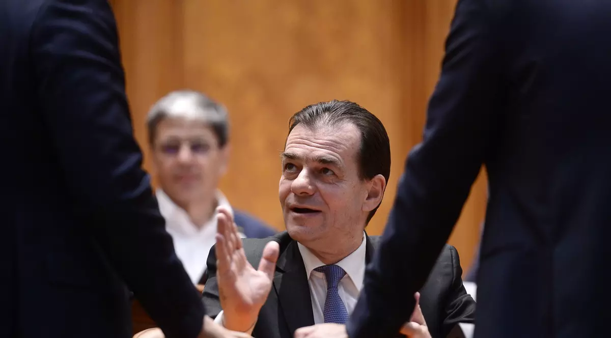 Premierul Ludovic Orban, chemat de PSD în Parlament, să prezinte un raport privind epidemia, alegerile locale şi începerea şcolilor