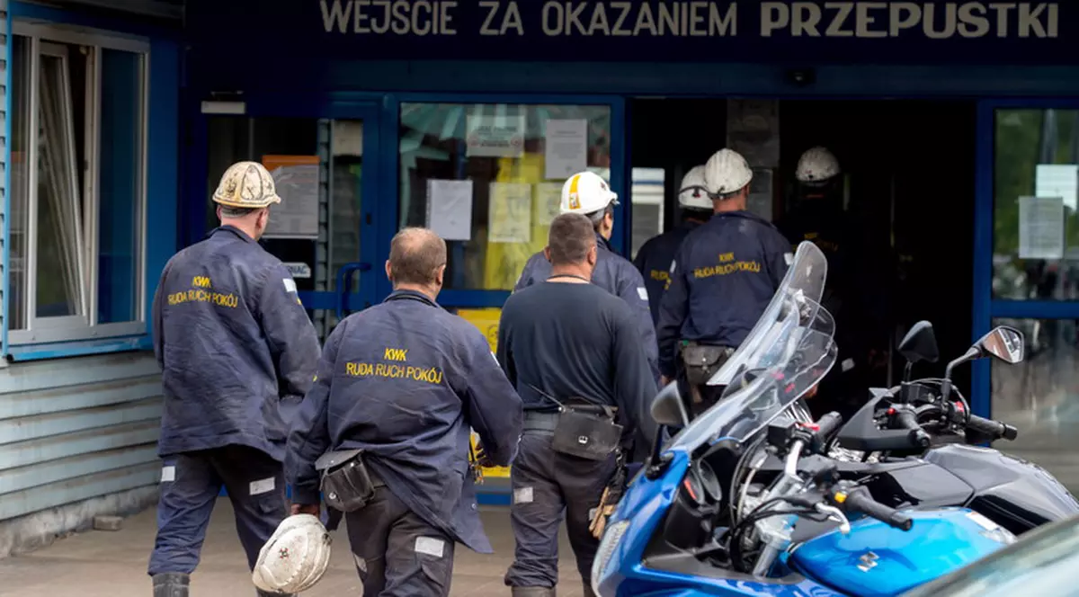 Creştere puternică a infecțiilor cu coronavirus în Polonia, pe fondul relaxării restricțiilor. Focarele au apărut în minele de cărbuni