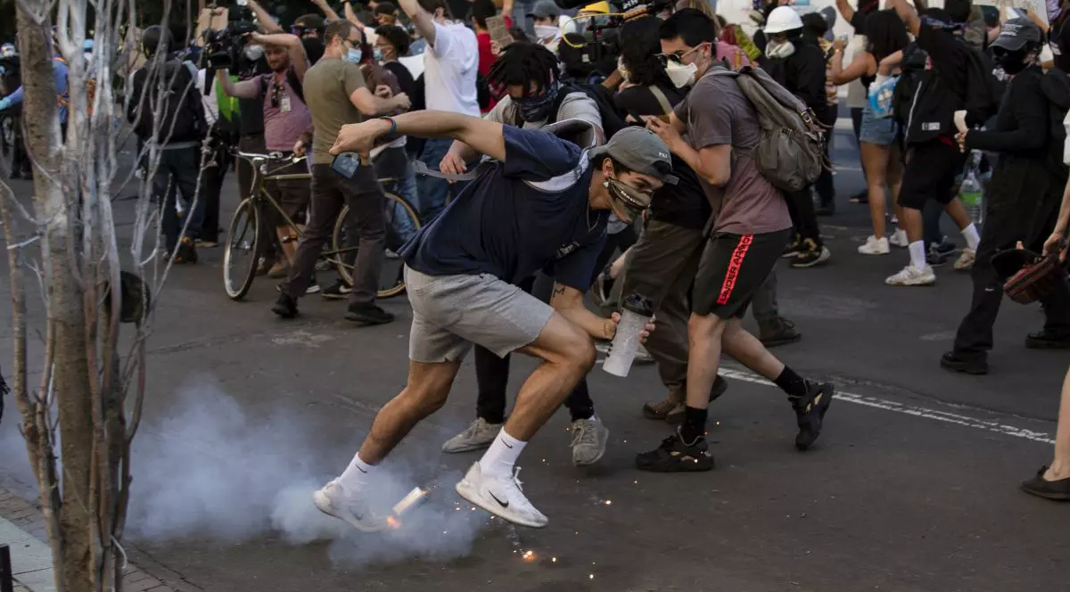 Florida trimite 500 de membri ai Gărzii Naționale la Washington, pentru a încerca să mențină ordinea în cadrul protestelor