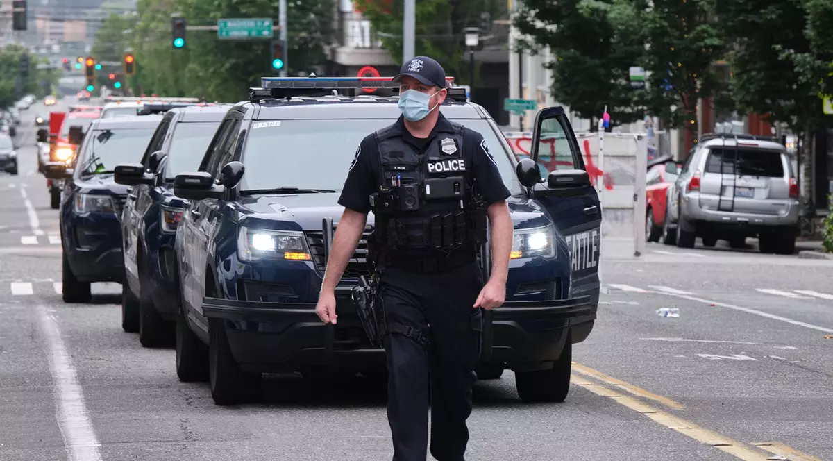 Doi adolescenți au fost împușcați în Seattle. Unul dintre ei a murit, iar celălalt se află în stare critică