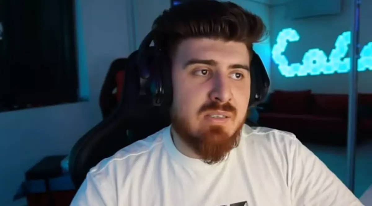 Fata care i-a făcut plângere penală vloggerului Colo, amenințată cu moartea de fanii acestuia